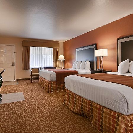 Surestay Hotel By Best Western Zapata Номер фото